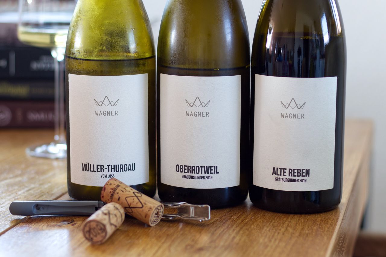 Three Bottles Peter Wagner · saufwein